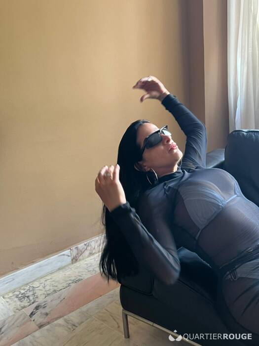 CLARA FLOR 24H24 (Photo)