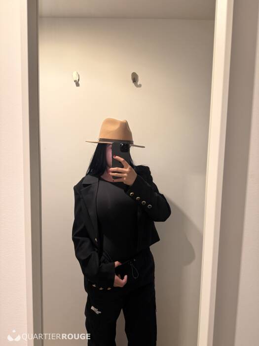 CLARA FLOR 24H24 (Photo)