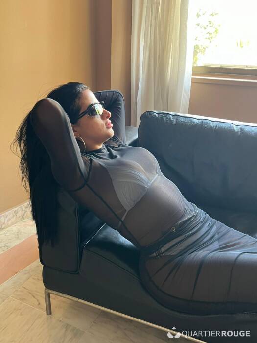 CLARA FLOR 24H24 (Photo)