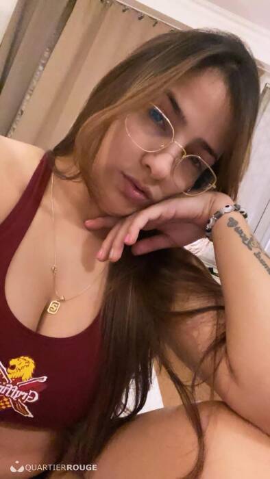 CLARA FLOR (Photo)