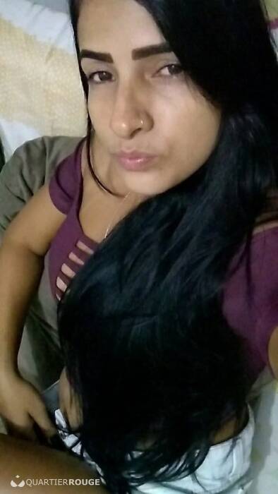 CLARA FLOR (Photo)