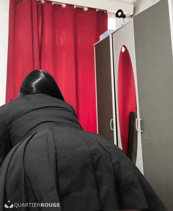 CLARA FLOR ANAL PROFUNDO FORT 69 (Photo)