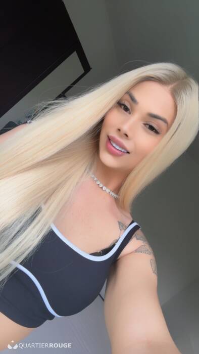 KAMILA (Photo)