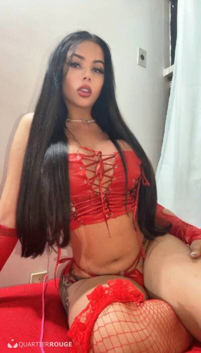 KAMILA (Photo)
