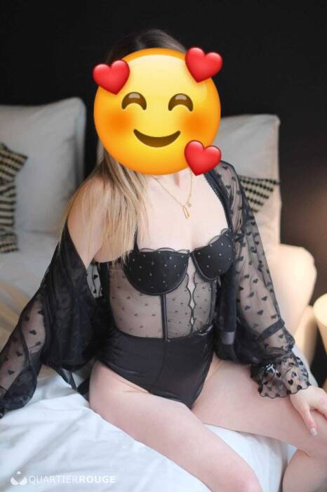 ELLA (Photo)