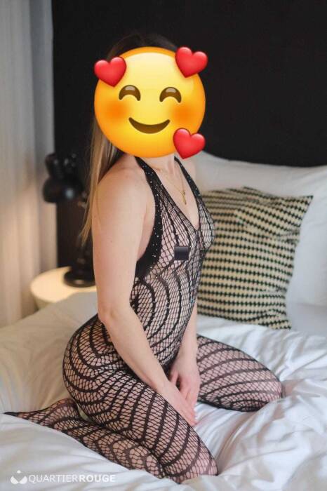 ELLA (Photo)