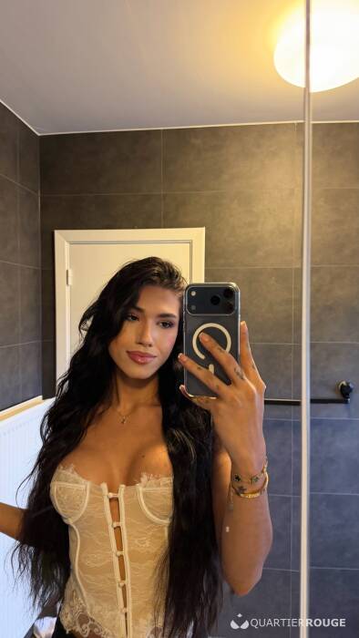 Ashley (Photo)