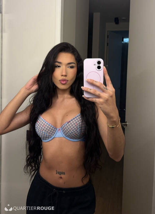 Ashley (Photo)