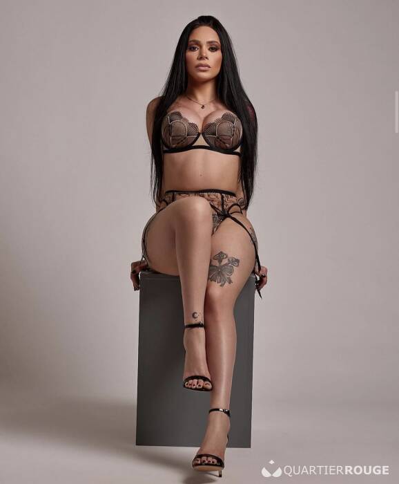 Lady of the Night (Photo)