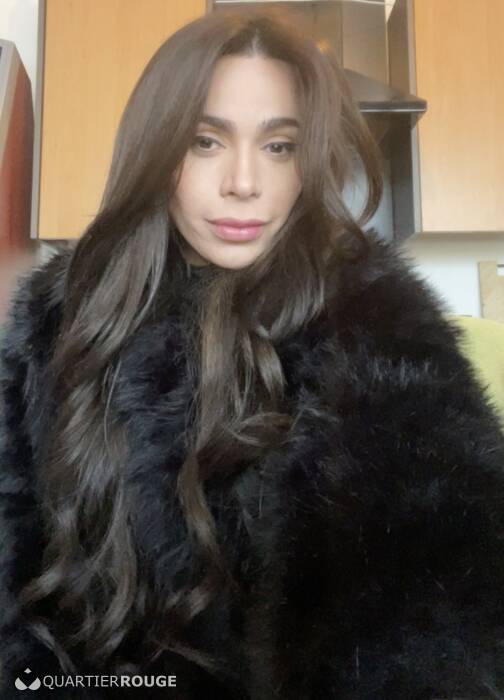 Sabrine bismartine (Photo)