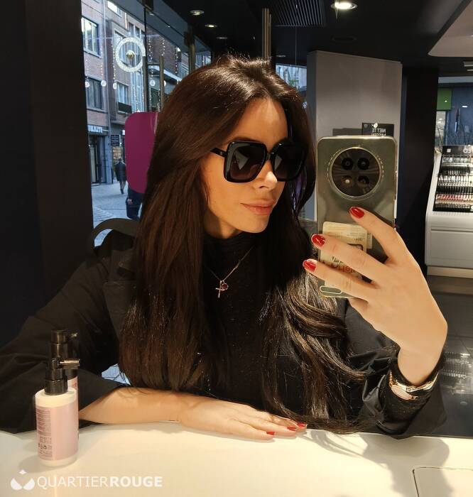 Sabrine bismartine (Photo)