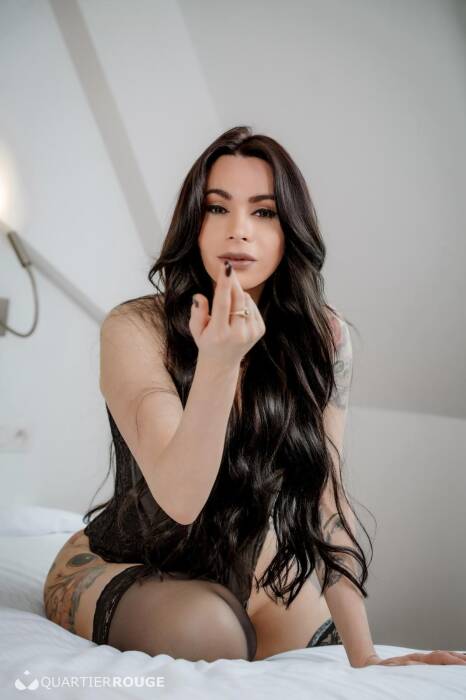 Sabrine bismartine (Photo)