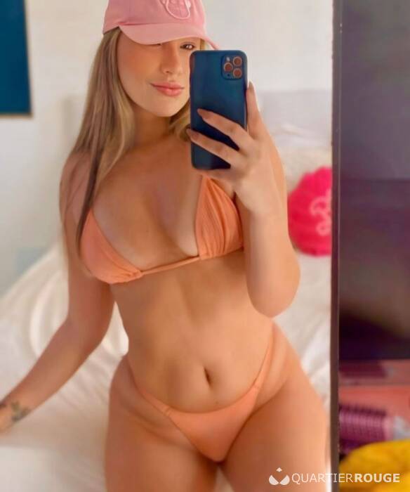 Catharine Sexy (Photo)