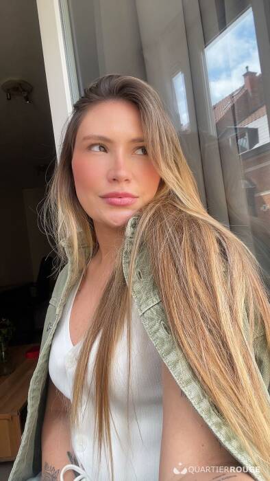 Catharine Sexy (Photo)