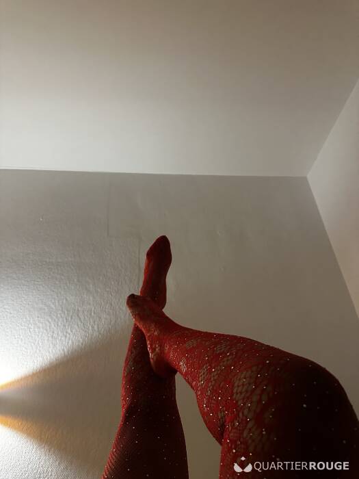 Sexy Nisha (Photo)