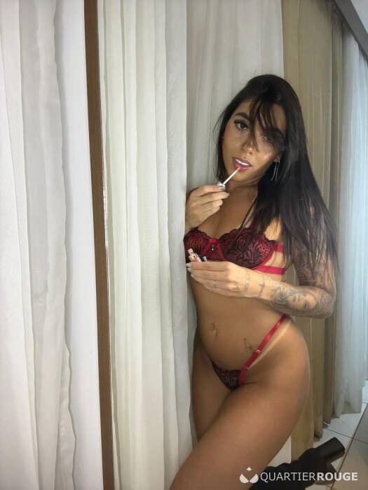 Bianca Castro (Photo)