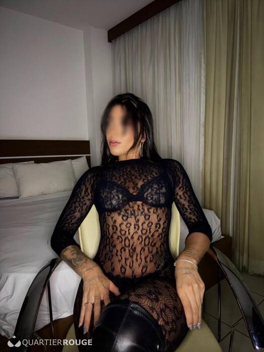 Bianca Castro (Photo)