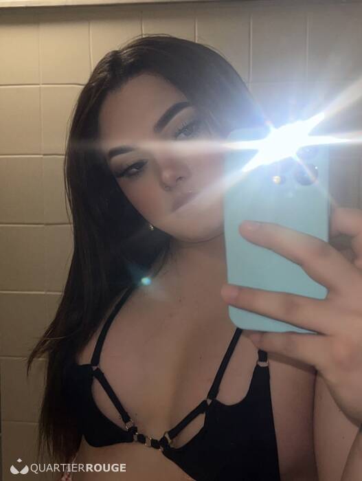 Camila (Photo)