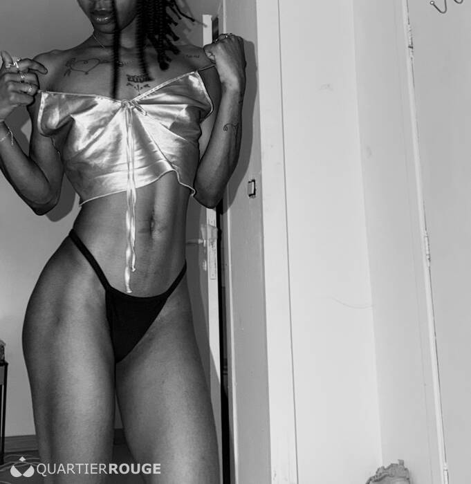 Amora (Photo)