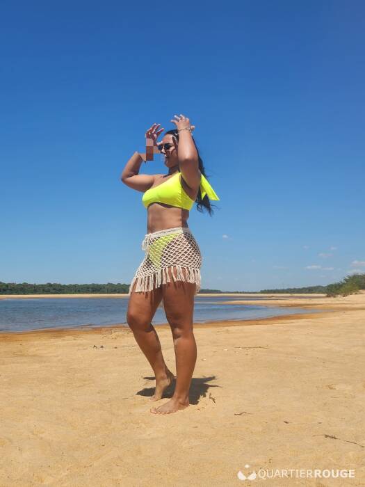 Beatriz Enceinte (Photo)