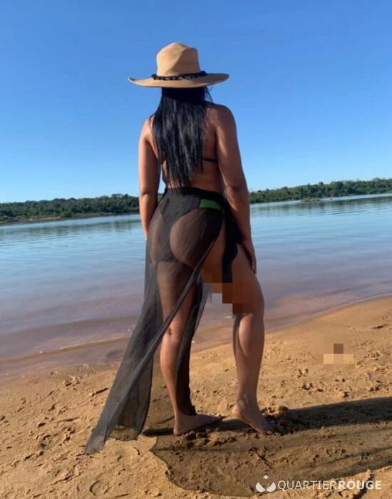 Beatriz Enceinte (Photo)