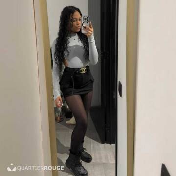 Brasileira ?? (Photo)