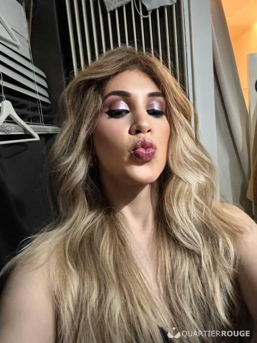 Laura Last Days (Photo)