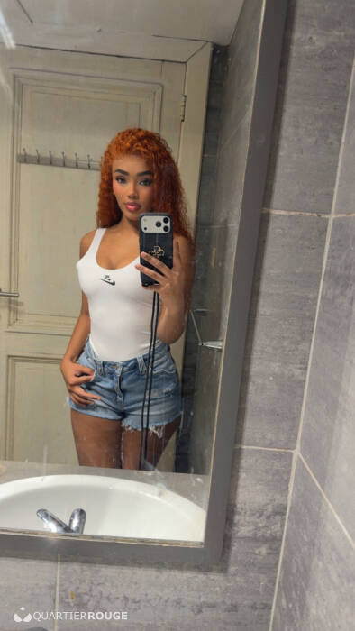 Morena (Photo)