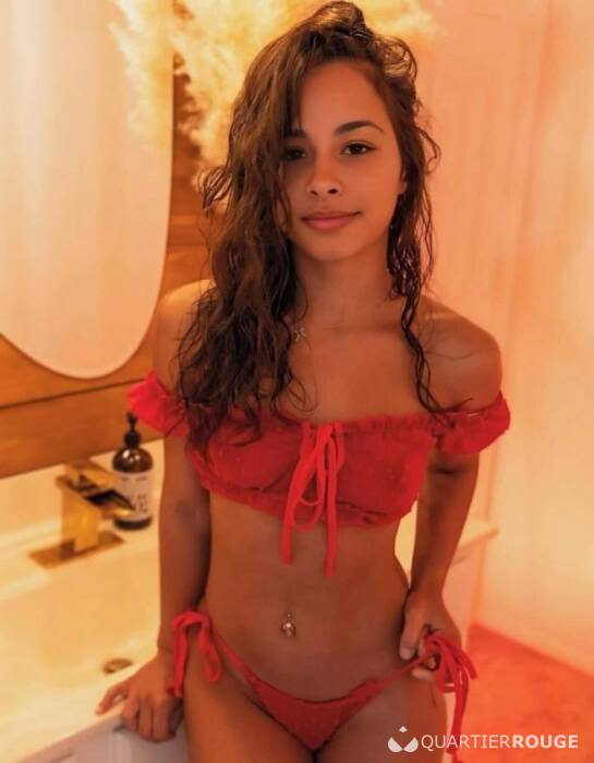 Ayla super Sexy (Photo)