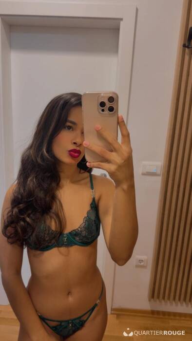 Ayla super Sexy (Photo)