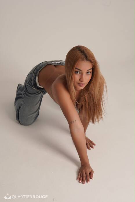 Sara (Photo)
