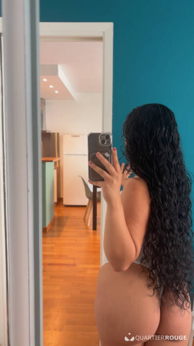 Naiane (Photo)