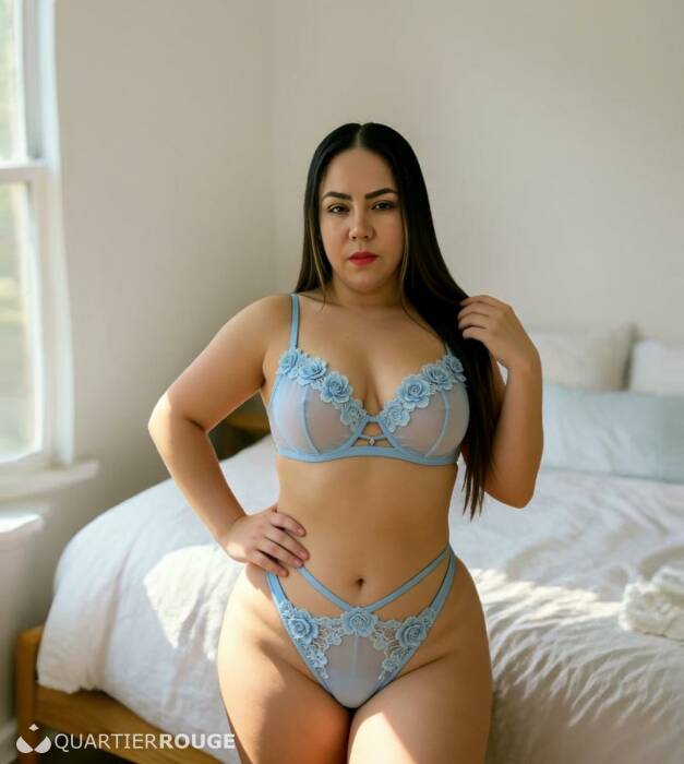 Brenda est belle et sensuelle. (Photo)