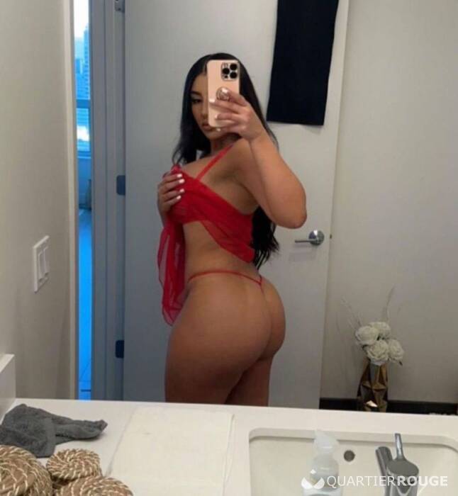 Maia (Photo)