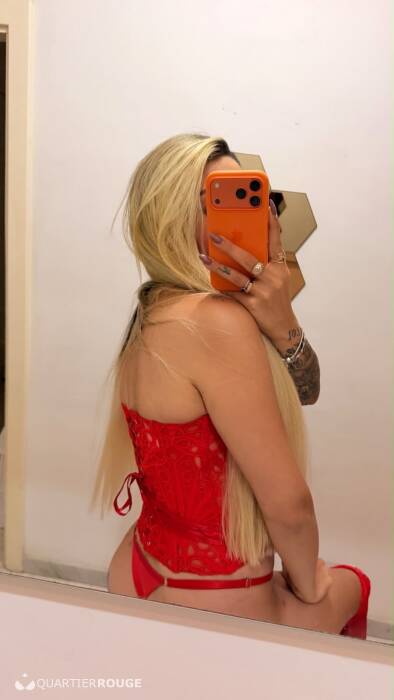 Larissa (Photo)