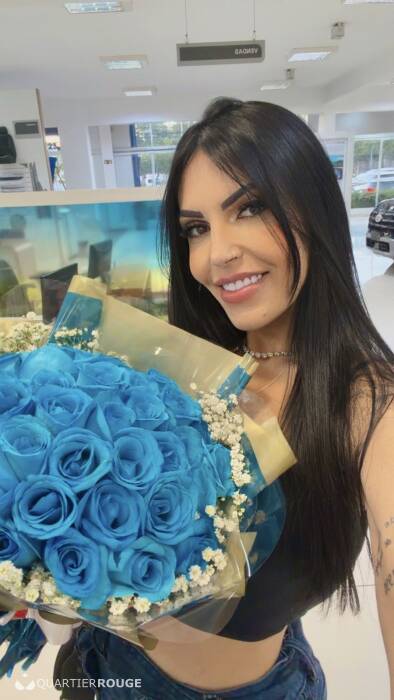 Mia (Photo)