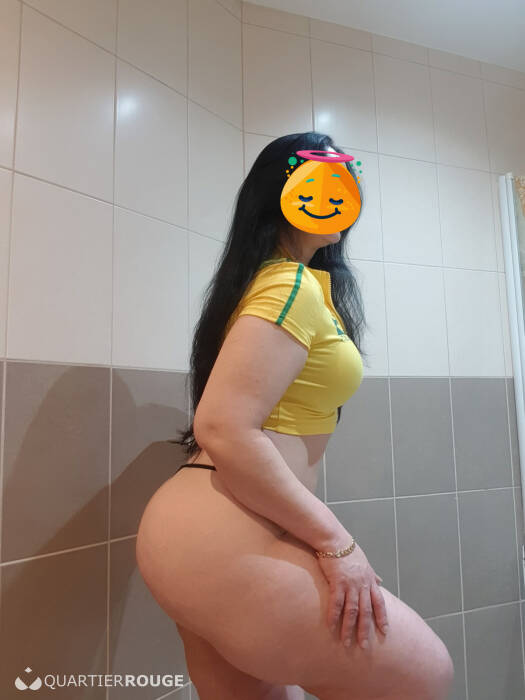 Patricia Brasil (Photo)