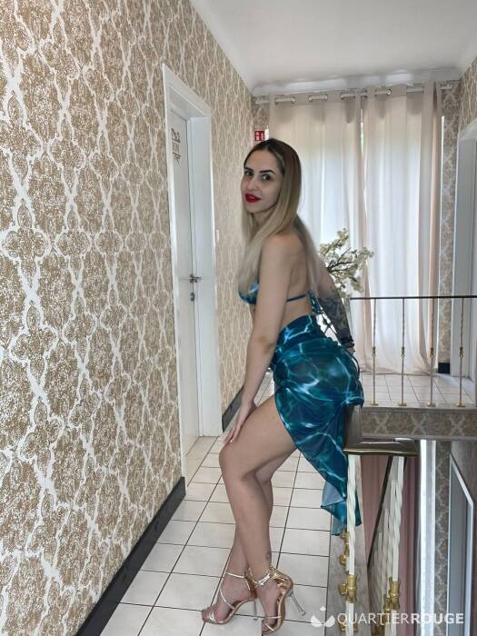 Krys Cristina (Photo)