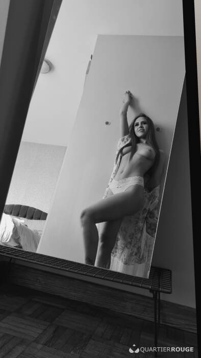 Krys Cristina (Photo)