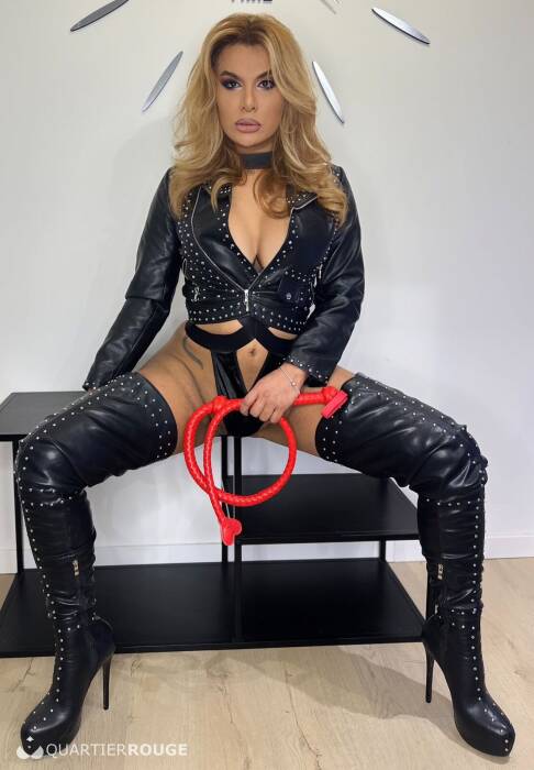 Pamela caliente (Photo)