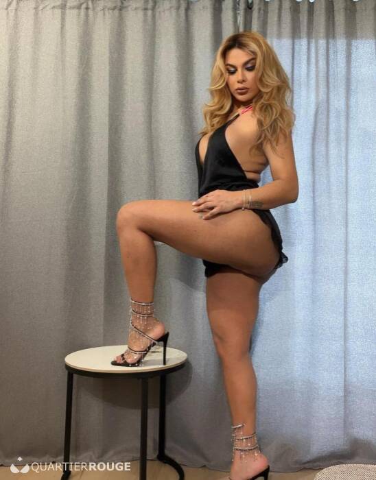 Pamela caliente (Photo)