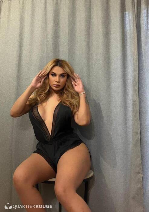Pamela caliente (Photo)