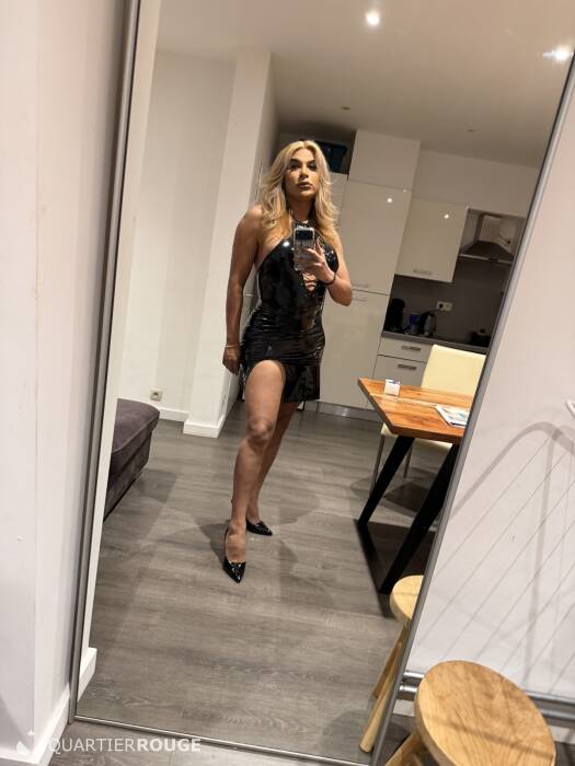 Pamela caliente (Photo)