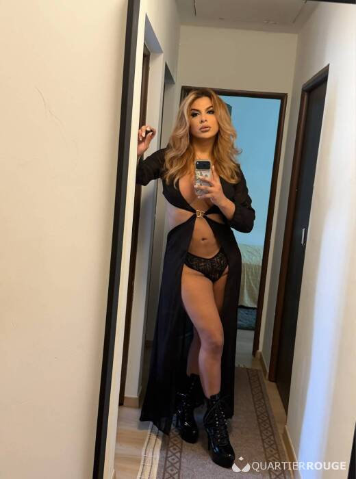 Pamela caliente (Photo)
