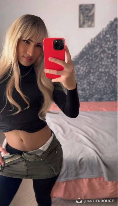 IVONNY (Photo)