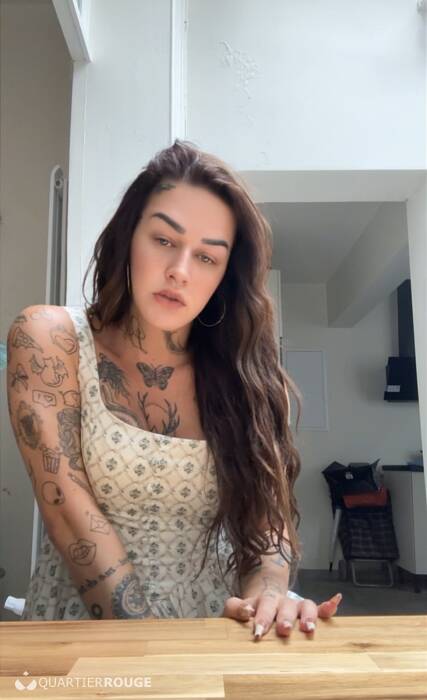 Tábata lins (Photo)