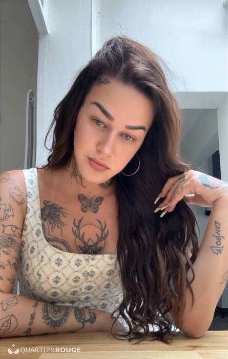 Tábata lins (Photo)