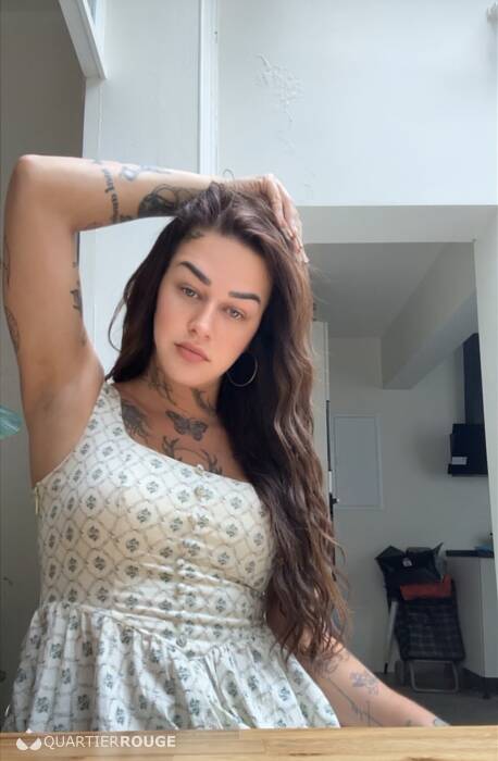 Tábata lins (Photo)