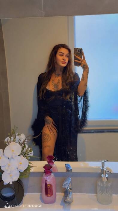 Tábata lins (Photo)
