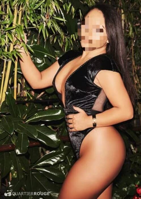 Mia (Photo)